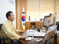 01- 이항진 여주시장, 언론브리핑 통해 코로나19 대응 현황 밝혀 (2).jpg