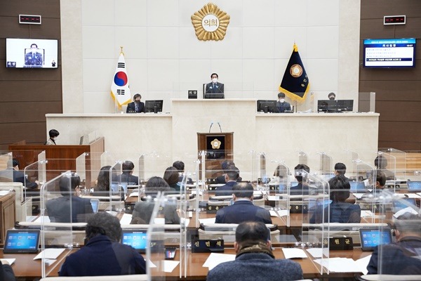 20220207 용인시의회, 제261회 임시회 개회(1).jpg