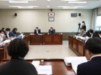 20221124 행정사무감사 1일차-(4)경제환경위원회.jpg