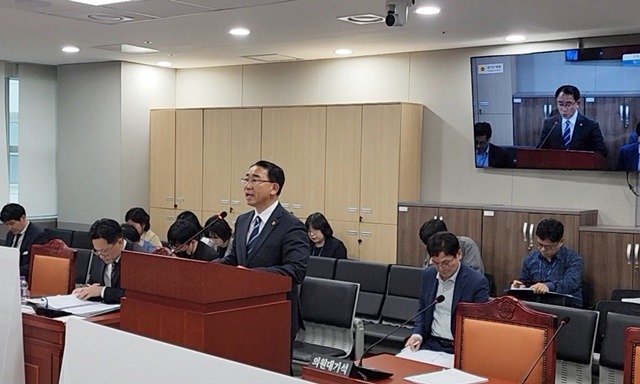 240423 김선영 의원, 경기도 외국인노동자 처우 개선을 위한 법적 근거 마련.jpg