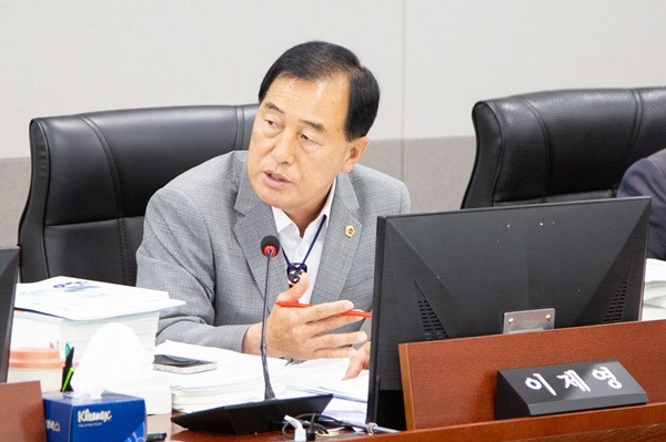 240626 이제영 의원, 경기도 건설사업의 예산 집행문제와 해결방안 제시 (1).jpg