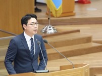 240611 문승호의원, 5분 자유발언에서 성남 고등동 중학교 설립 촉구.jpg